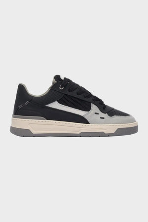 Czarno-szary sneaker męski, nowoczesny styl, gruba podeszwa, siateczka i skóra