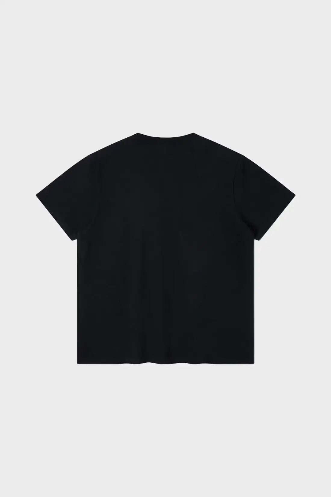 T-shirt black