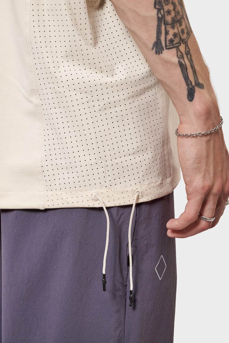 LATITUDE SOAR cream T-shirt