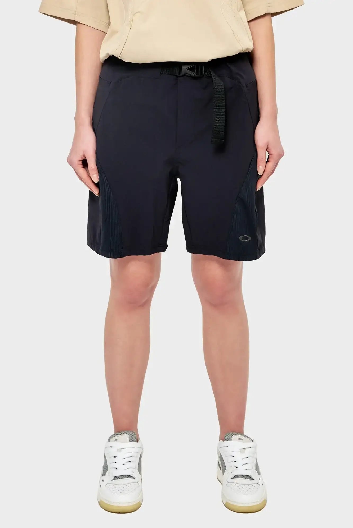 Szorty LATITUDE ARC SHORT czarne