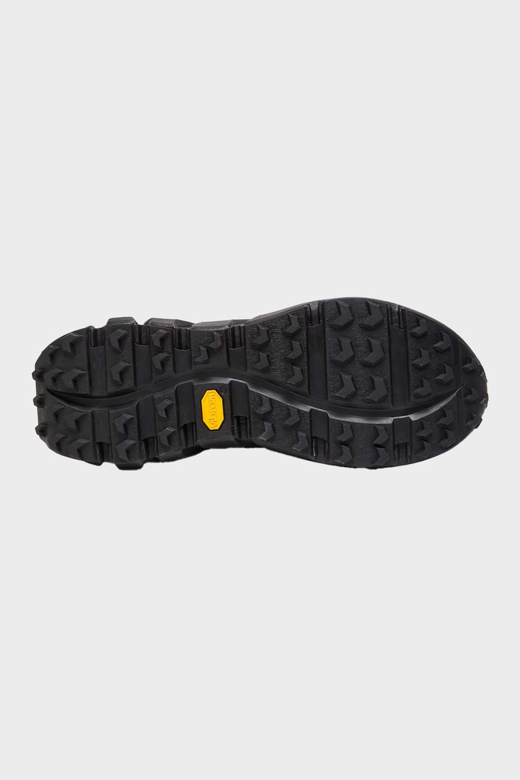 LIGHT BREATHE black shoes