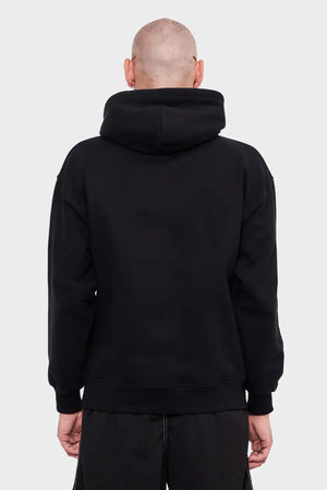 Czarna bluza z kapturem oversize, widok z tyłu, moda streetwear męska