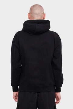 Czarna bluza z kapturem oversize, widok z tyłu, moda streetwear męska