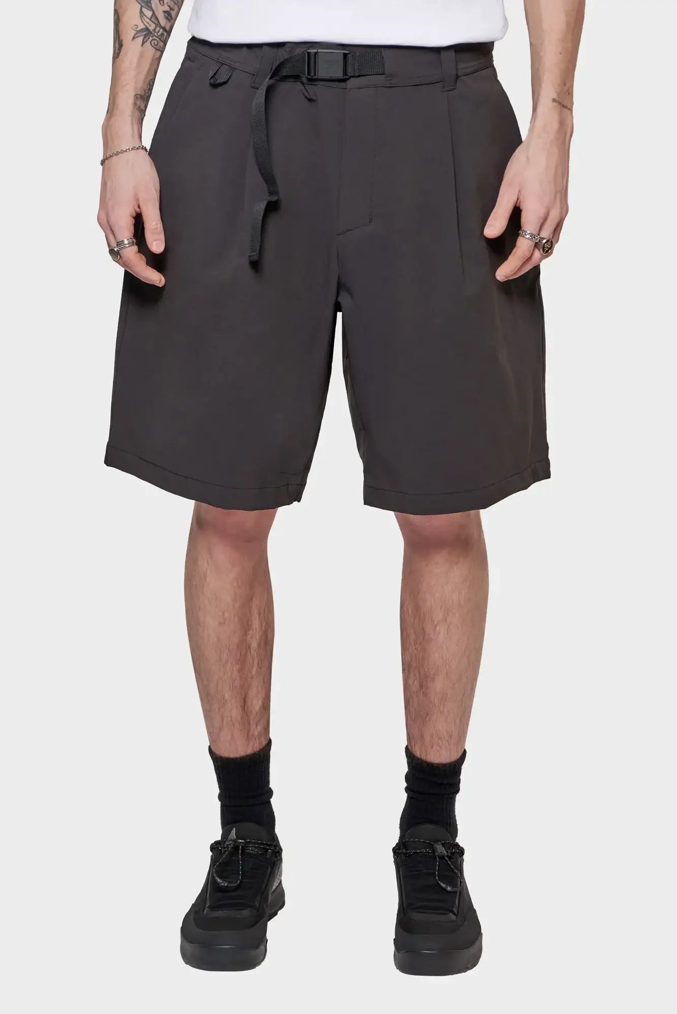 FLUID SHORTS black shorts
