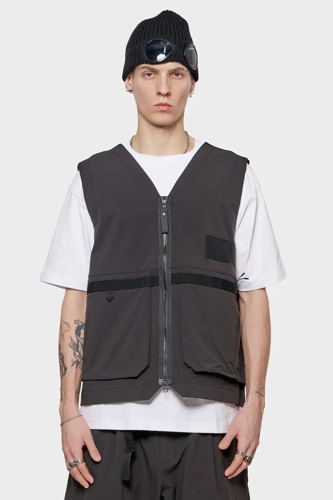 HH ARC 22 VEST black
