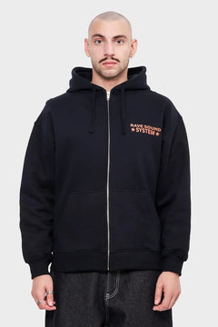 Czarna bluza z kapturem na suwak, napis RAVE SOUND SYSTEM, styl streetwear