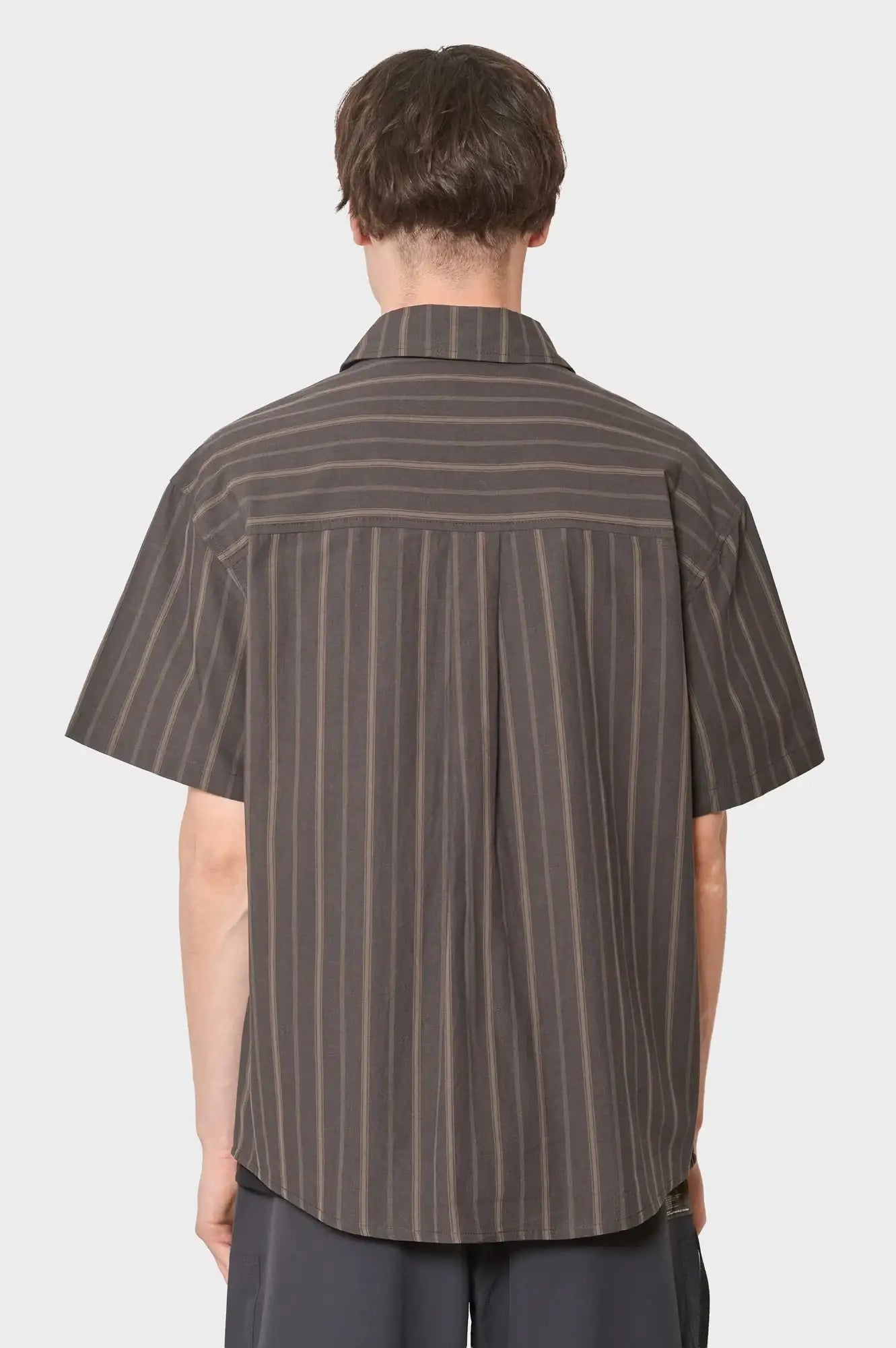 meskie#@Koszula WASHED STRIPE SHORT SLEEVE SHIRT ciemno-brążowa