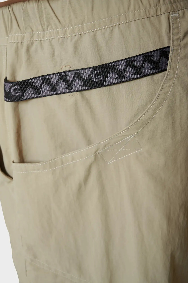 Shorts NYLON CLIFF SHORT cream