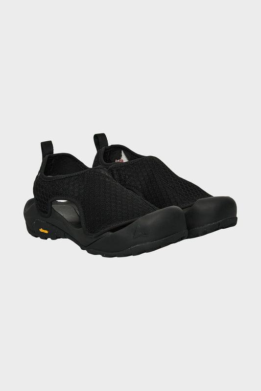ARPY black sandals