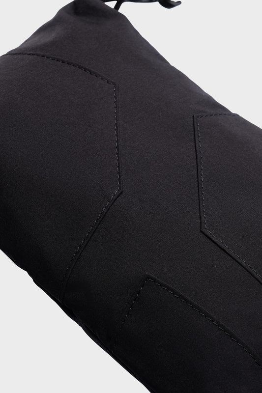 CONCRETE bag black
