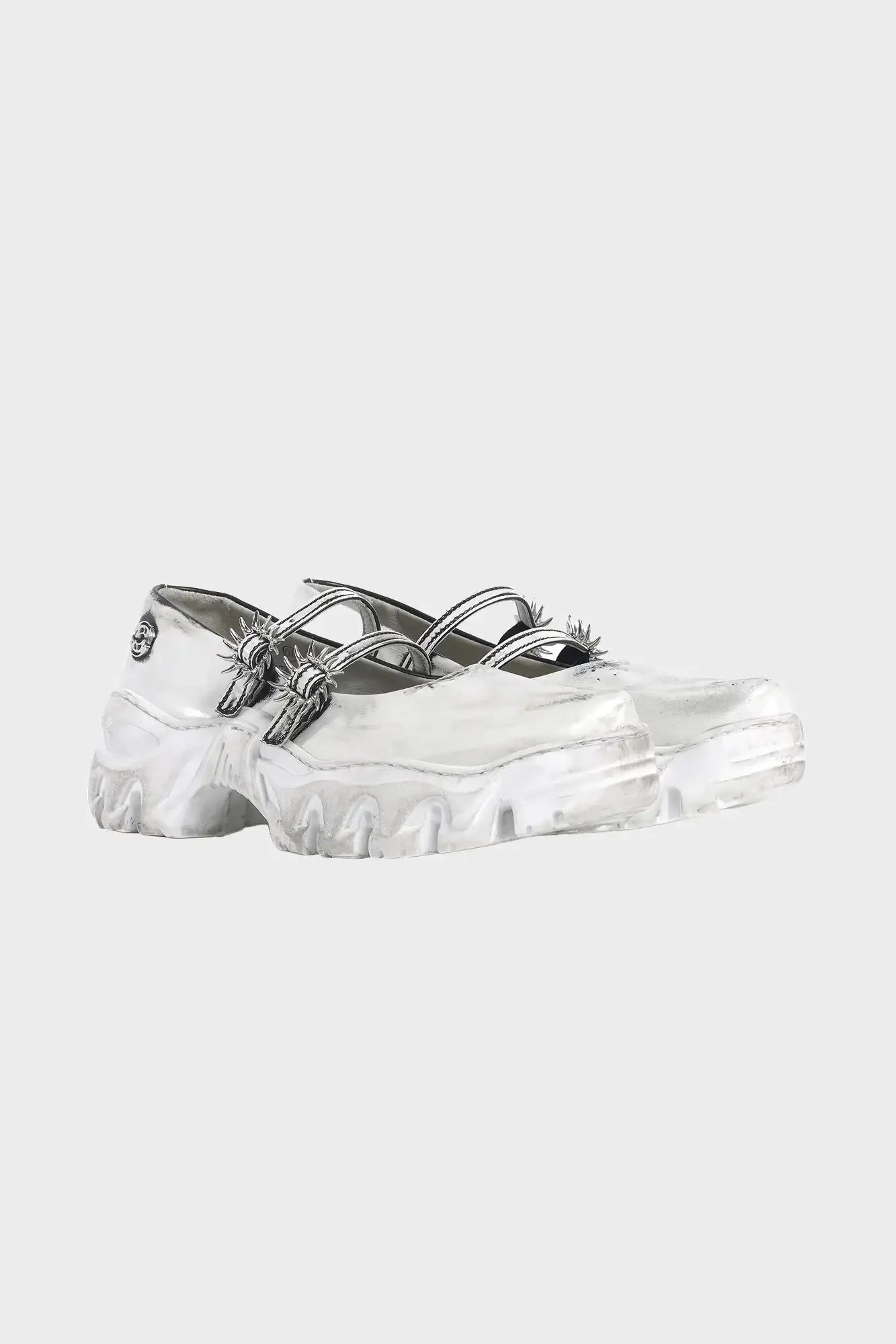LOW TOP MJ white sandals