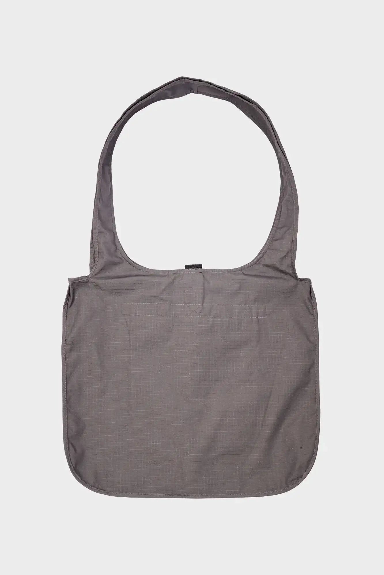 Szara minimalistyczna torba na ramię z tkaniny, prosta, uniwersalna, miejska