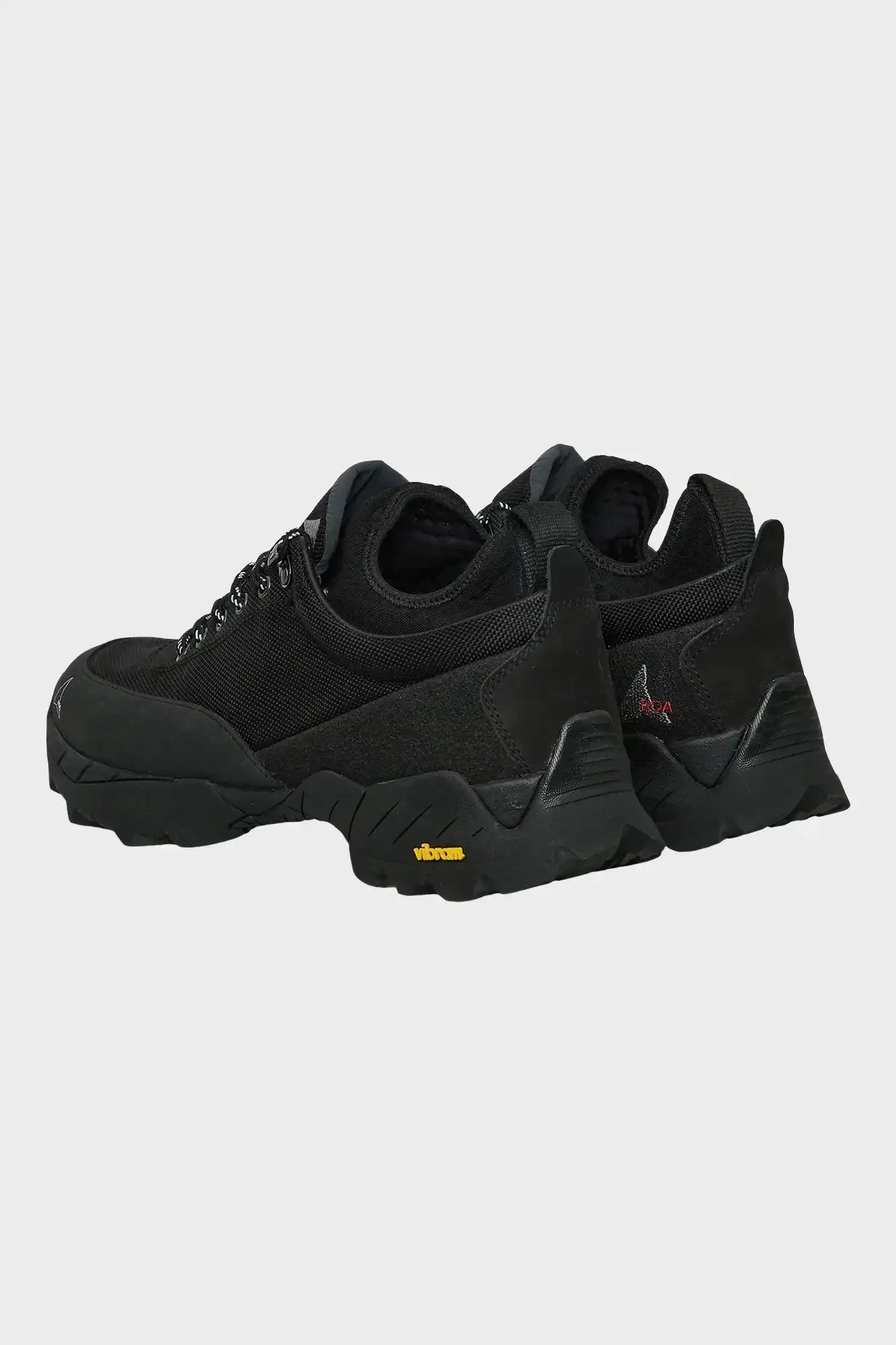 Czarne buty trekkingowe męskie z grubą podeszwą Vibram, sportowe, outdoor