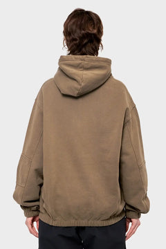 Beżowa bluza z kapturem oversize, widok z tyłu, styl streetwear