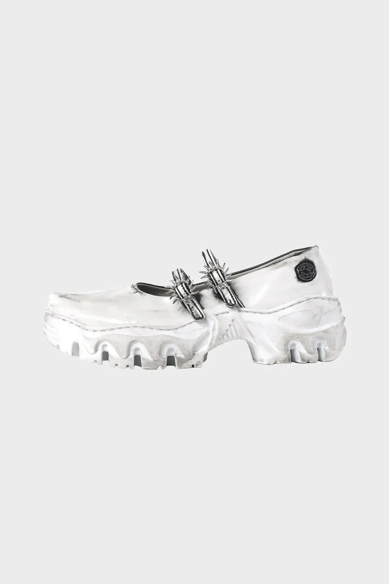 LOW TOP MJ white sandals