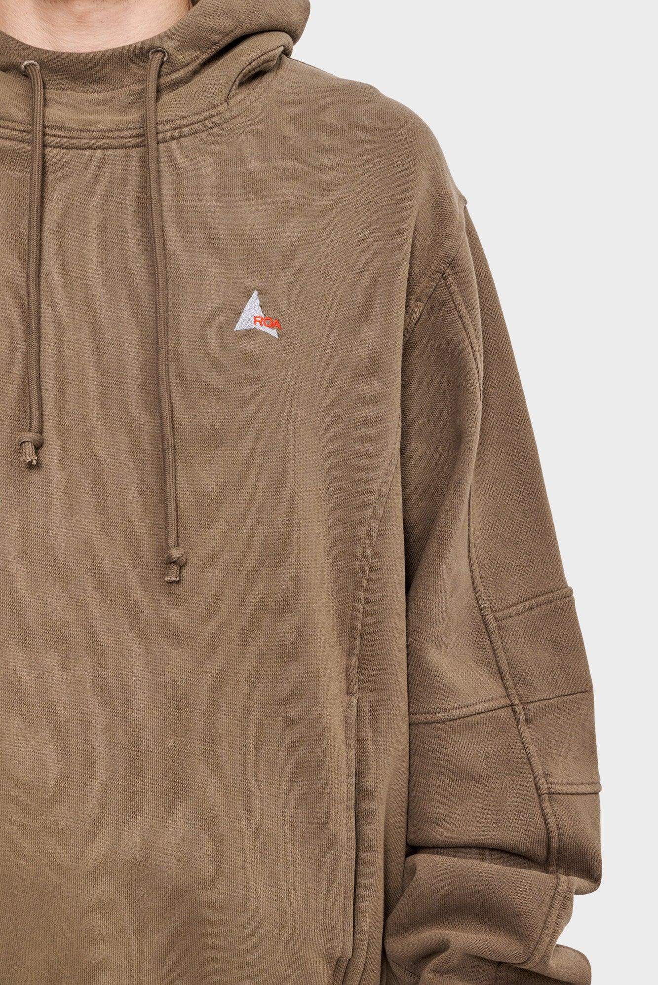 Beżowa bluza z kapturem, haftowane logo ROA, moda streetwear, męska odzież