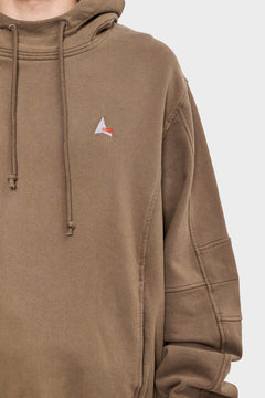 Beżowa bluza z kapturem, haftowane logo ROA, moda streetwear, męska odzież