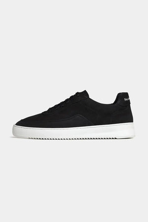 Czarne sneakersy męskie z białą podeszwą, minimalistyczny styl, moda streetwear