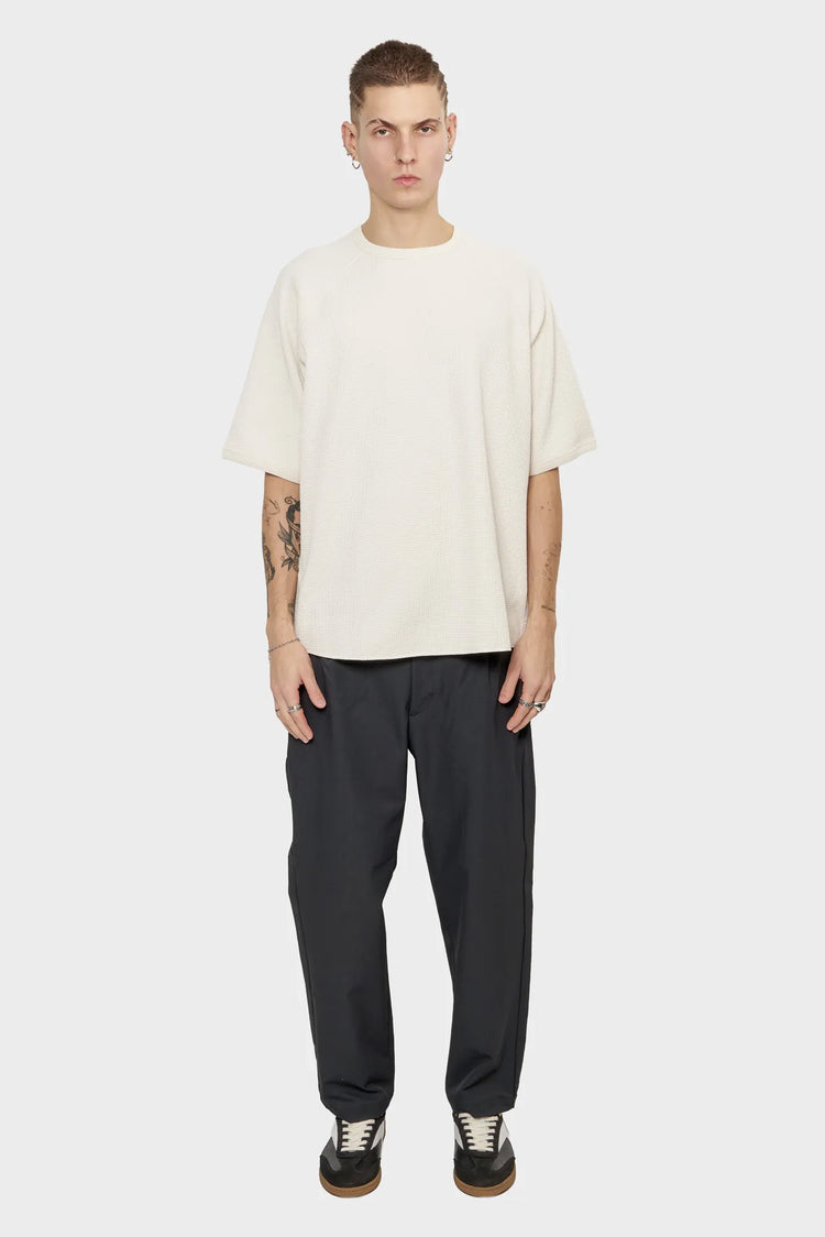 Spodnie ONE TUCK TAPERED czarny