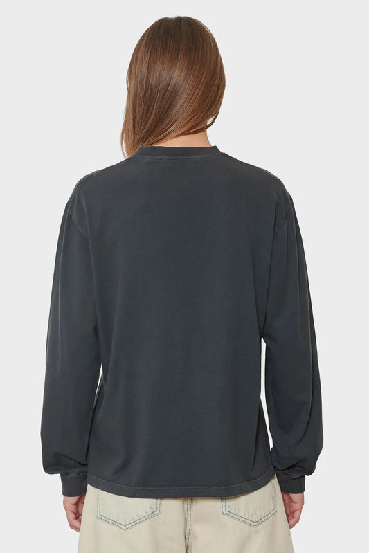 T-shirt A MODERN LOVE STORY black