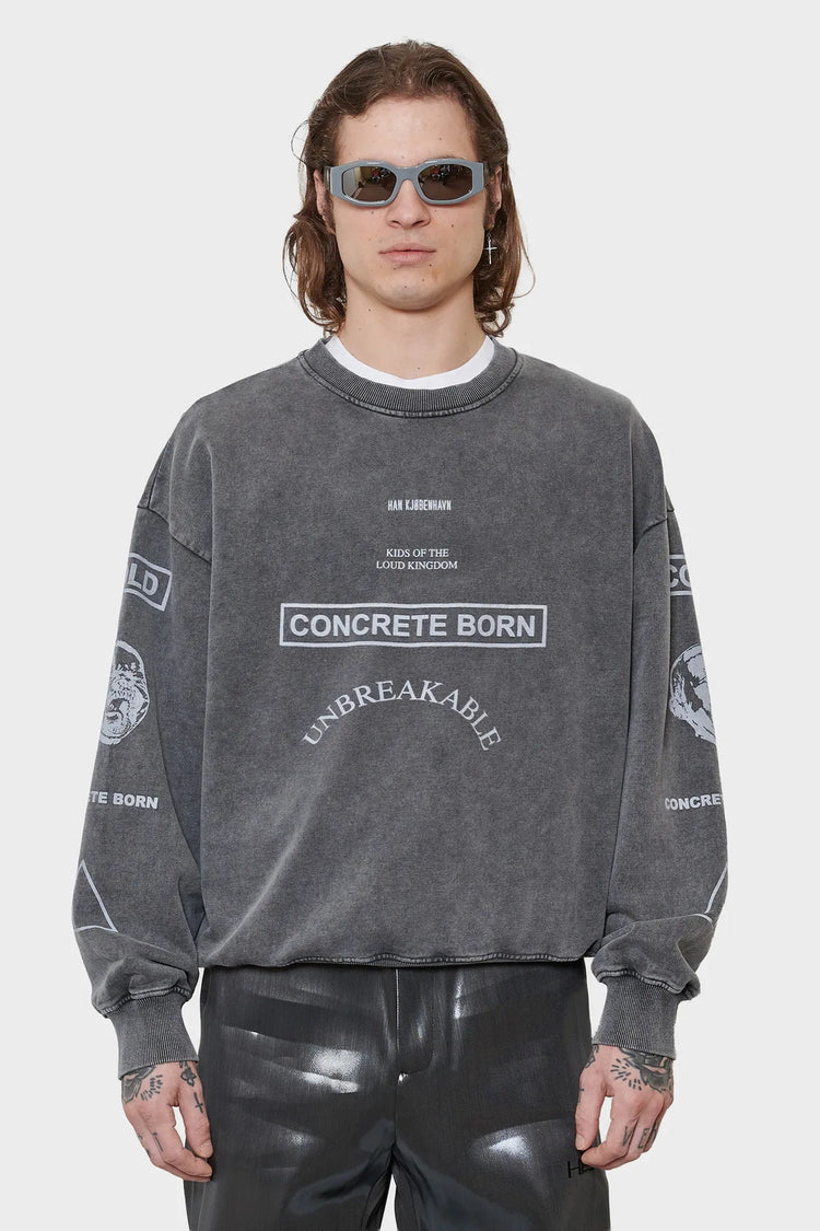 Bluza GRAPHIC PRINTED CREWNECK ciemnoszara